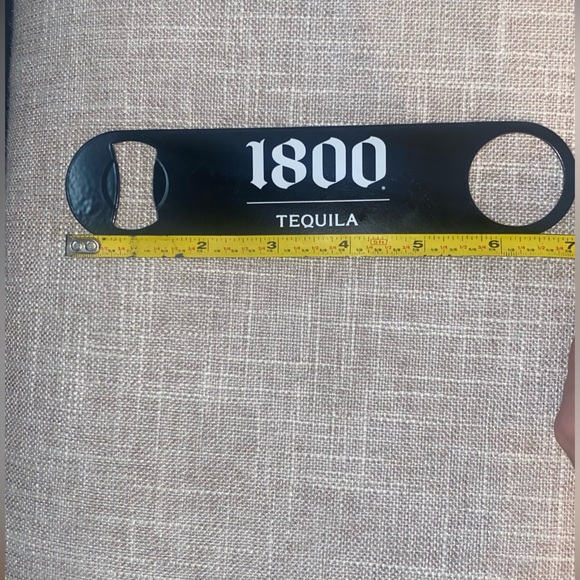 1800 tequila bottles opener see pictures for measurements - Picture 2 of 5